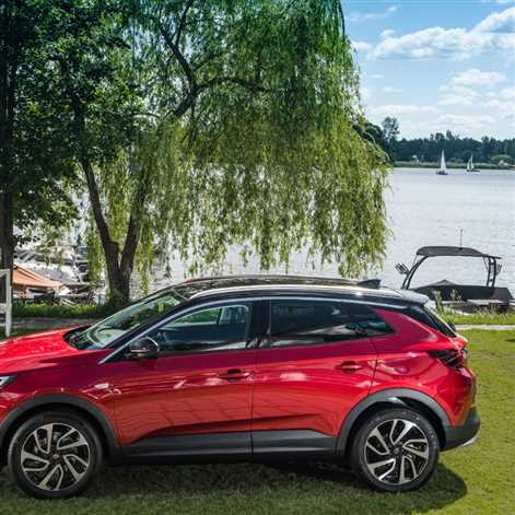 Nowy zawodnik: Opel Grandland X w cenie od 94 900 zł